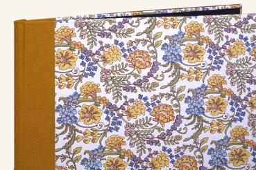 Trendy folder with a flowery motif from a German manufacturer